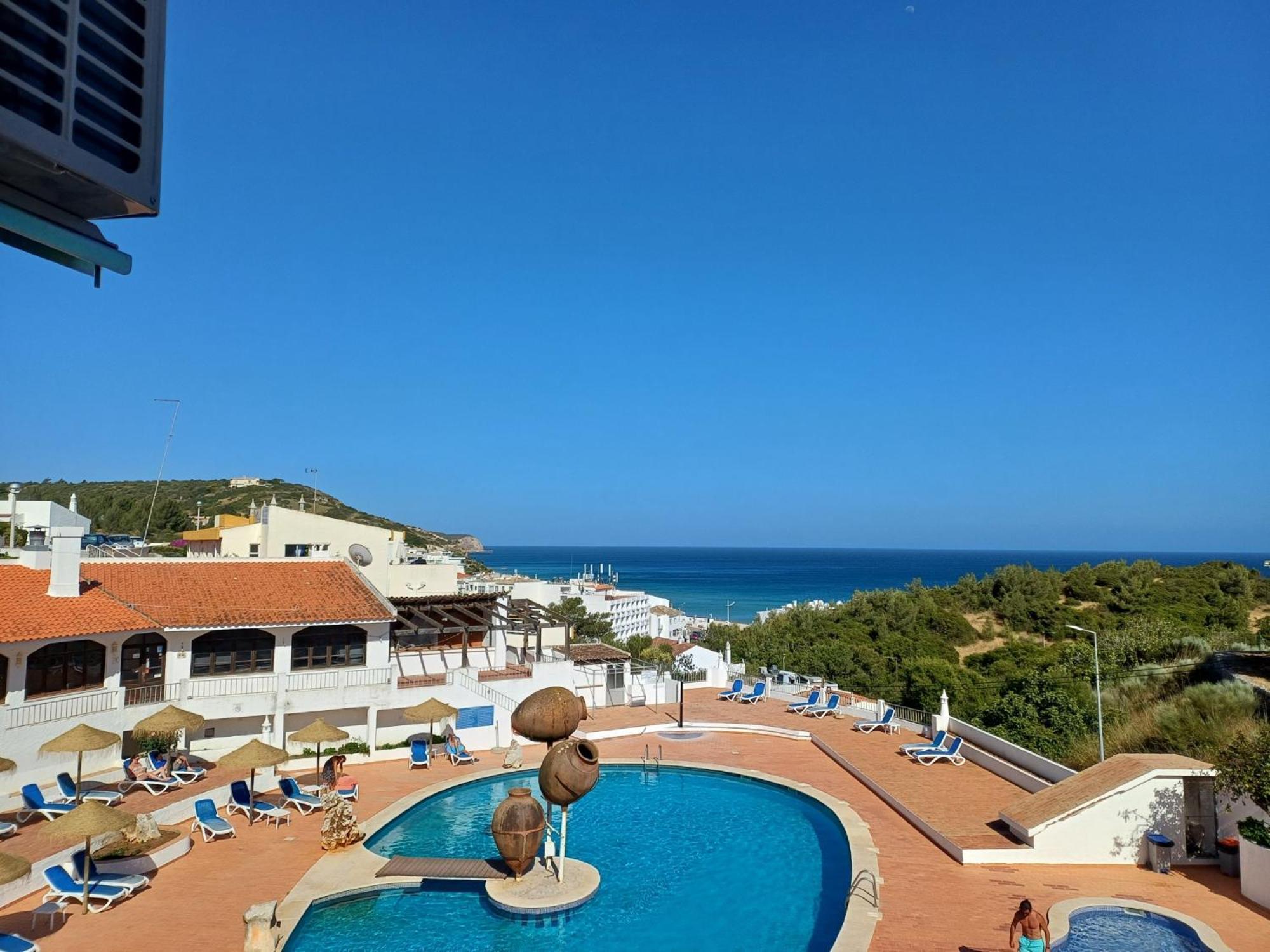 Praia Club Apartment